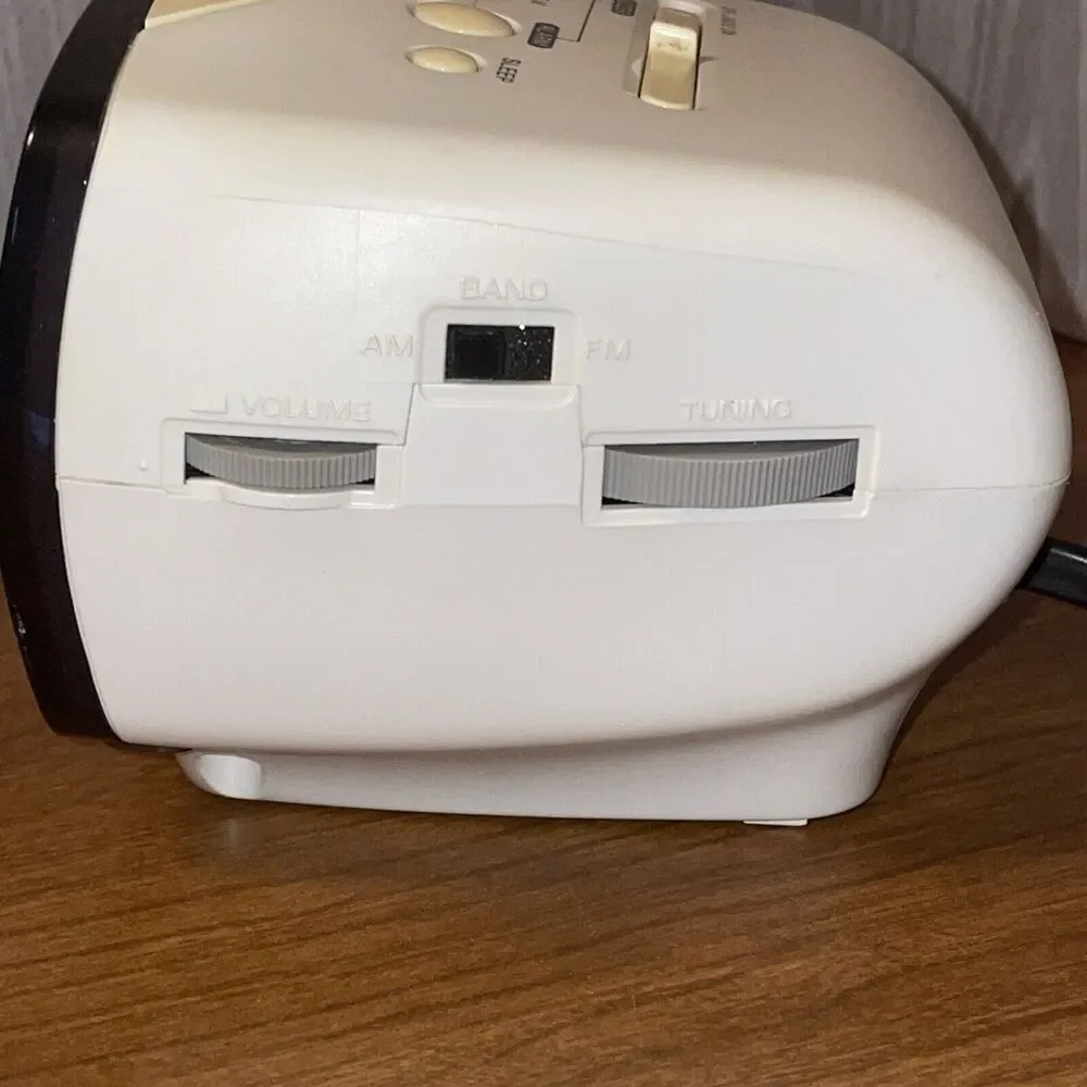 Sony Dream Machine ICF-C111 AM FM Alarm Clock Radio White Snooze Tested